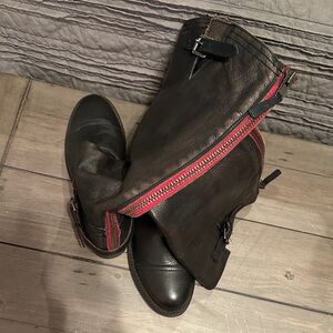 Women’s Freebird distressed Black Leather Zip-Accent Boots with Red Trim
